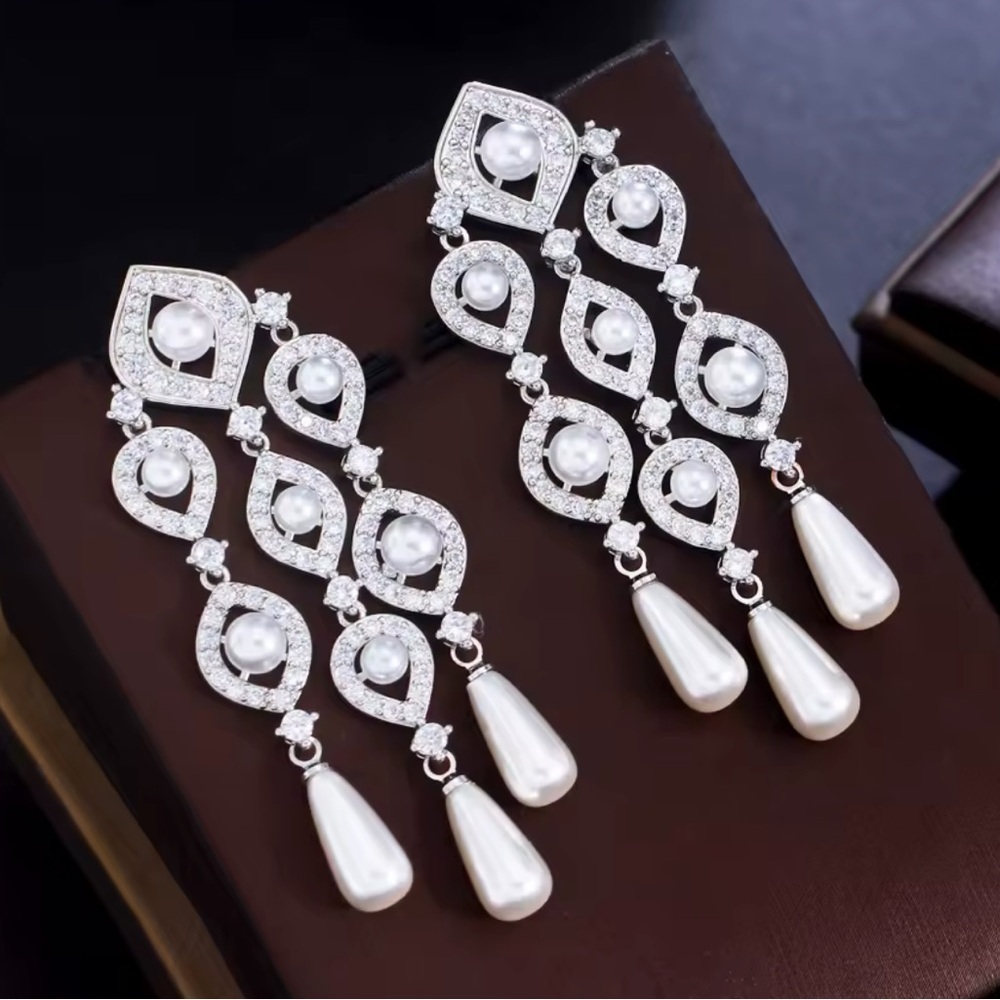 Elegant Cubic Zirconia Pearl Drop Statement Earrings Perfect for Special Occasio - Picture 10 of 12